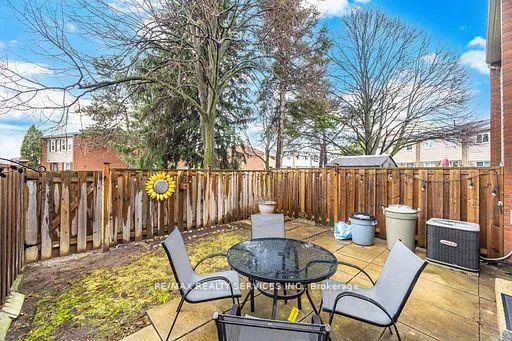 Photo 18 of Unit 92, 900 Central Park Drive, Brampton, Northgate — HOMEH