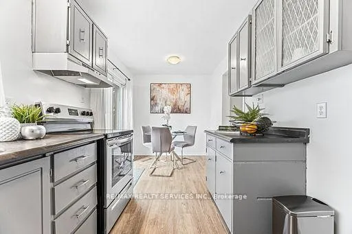 Photo 36 of Unit 92, 900 Central Park Drive, Brampton, Northgate — HOMEH