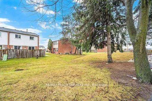 Photo 40 of Unit 92, 900 Central Park Drive, Brampton, Northgate — HOMEH
