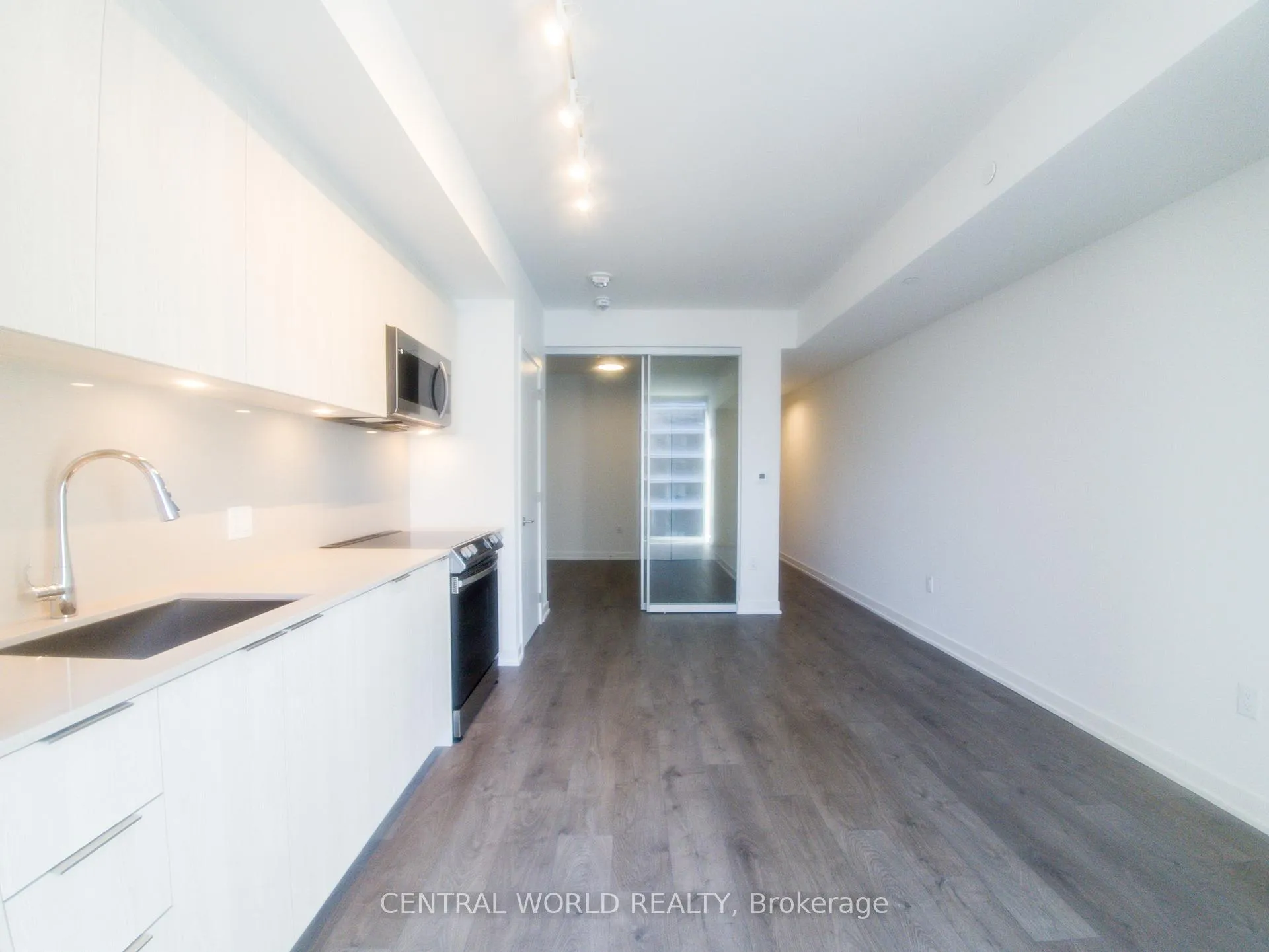 Photo 3 of Unit 2805, 357 King Street W, Toronto, Waterfront Communities — HOMEH