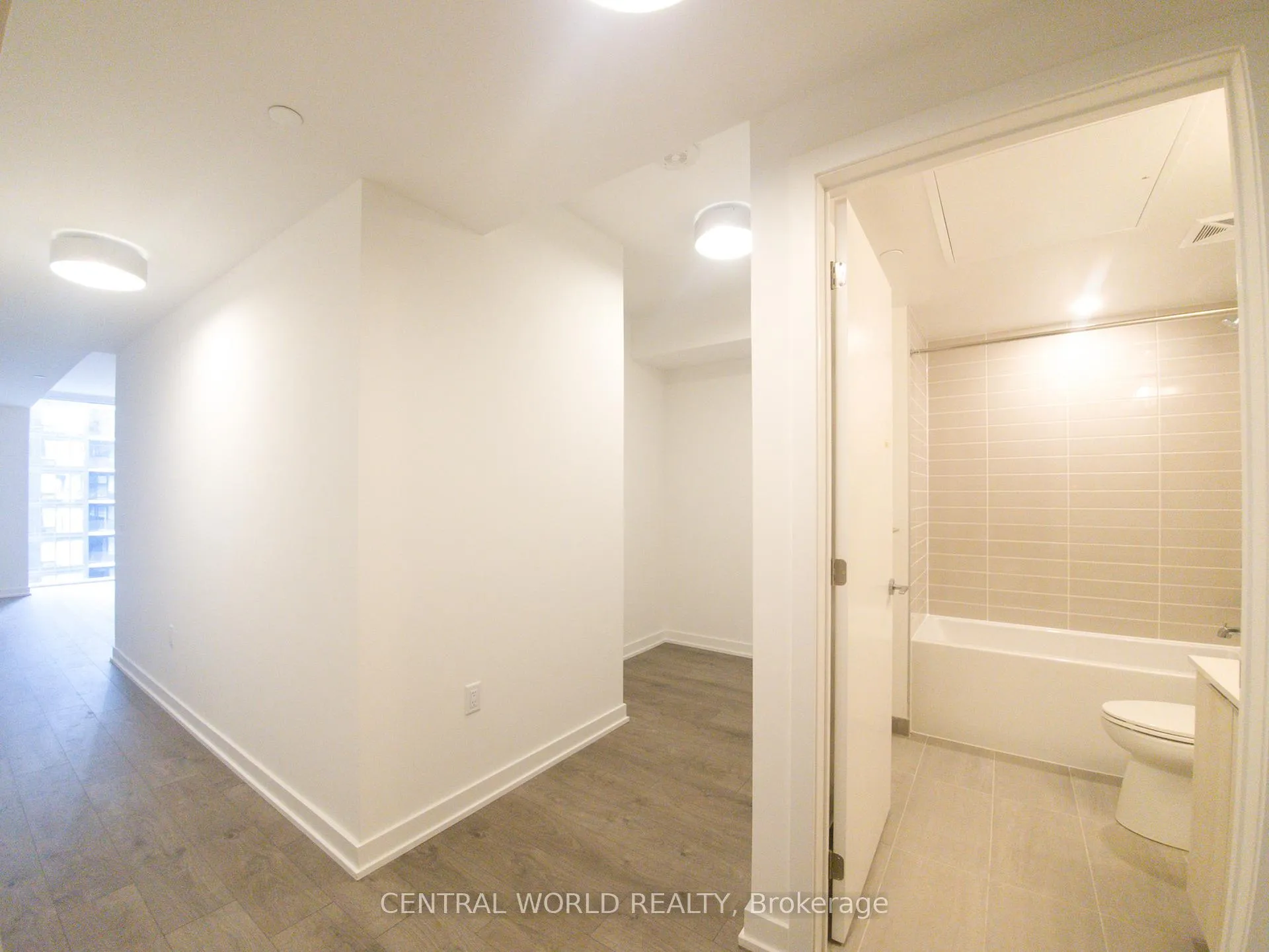 Photo 7 of Unit 2805, 357 King Street W, Toronto, Waterfront Communities — HOMEH