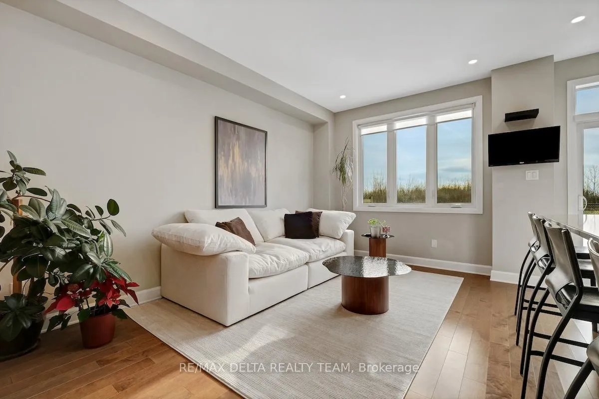 Photo 5 of 259 Mountain Sorrel Way, Ottawa, Avalon West — HOMEH