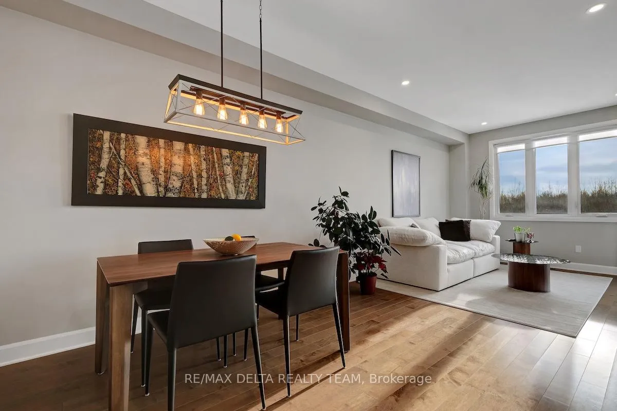 Photo 16 of 259 Mountain Sorrel Way, Ottawa, Avalon West — HOMEH