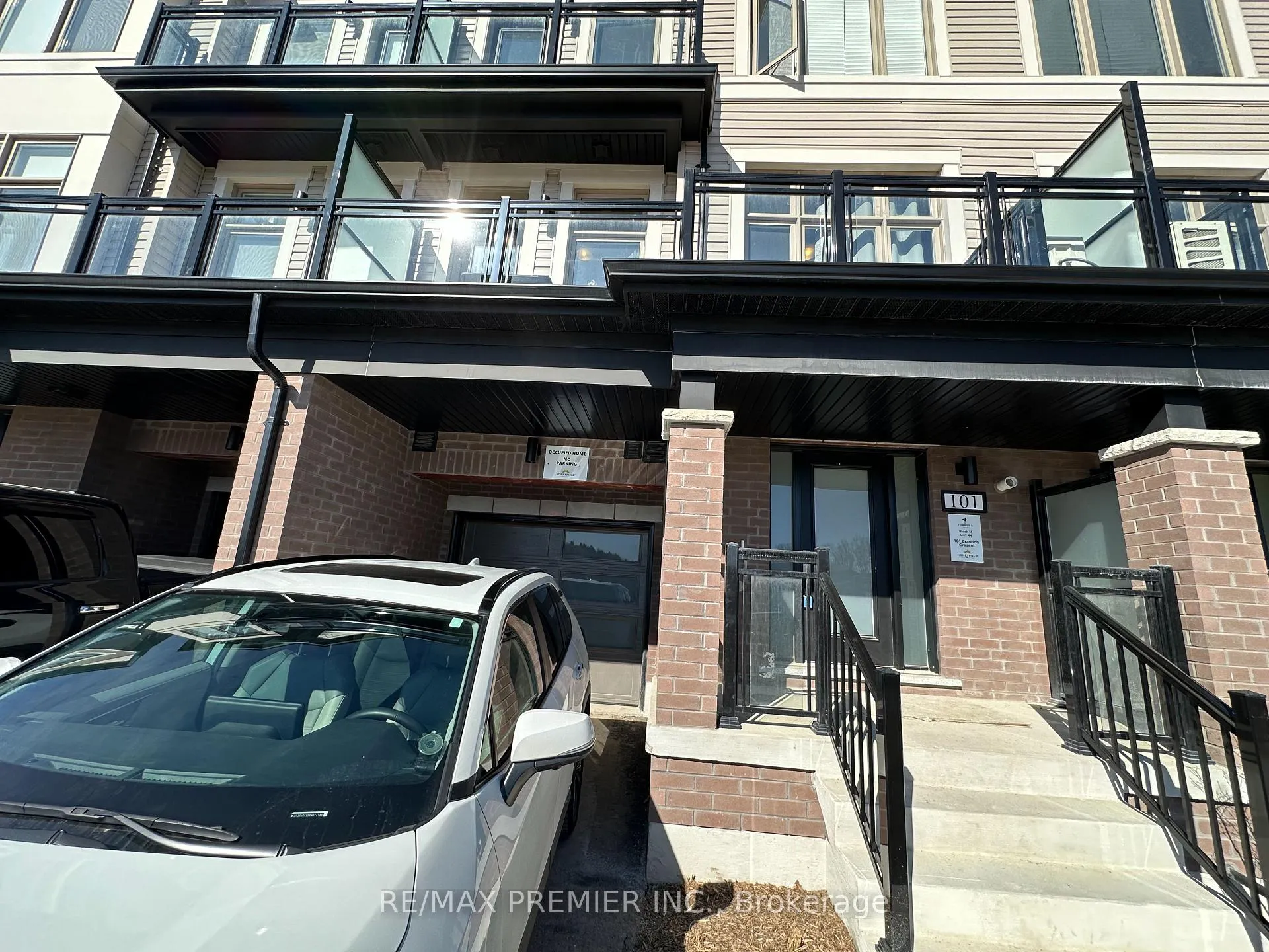 Photo 1 of 101 Brandon Crescent, New Tecumseth, Tottenham — HOMEH