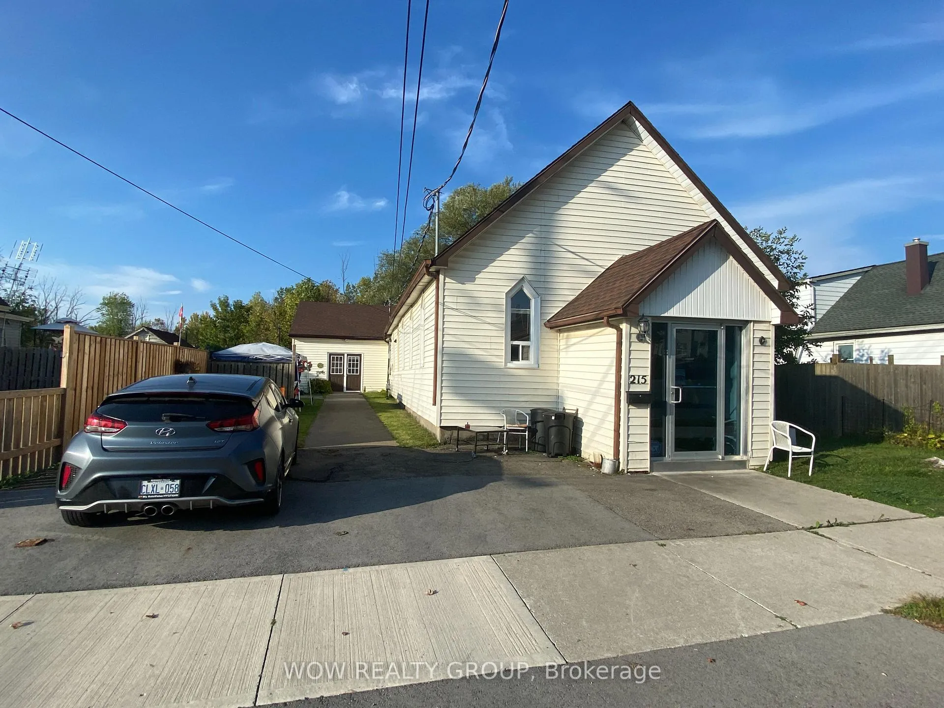 Photo 1 of 215 Broadway Avenue, Welland, Broadway — HOMEH