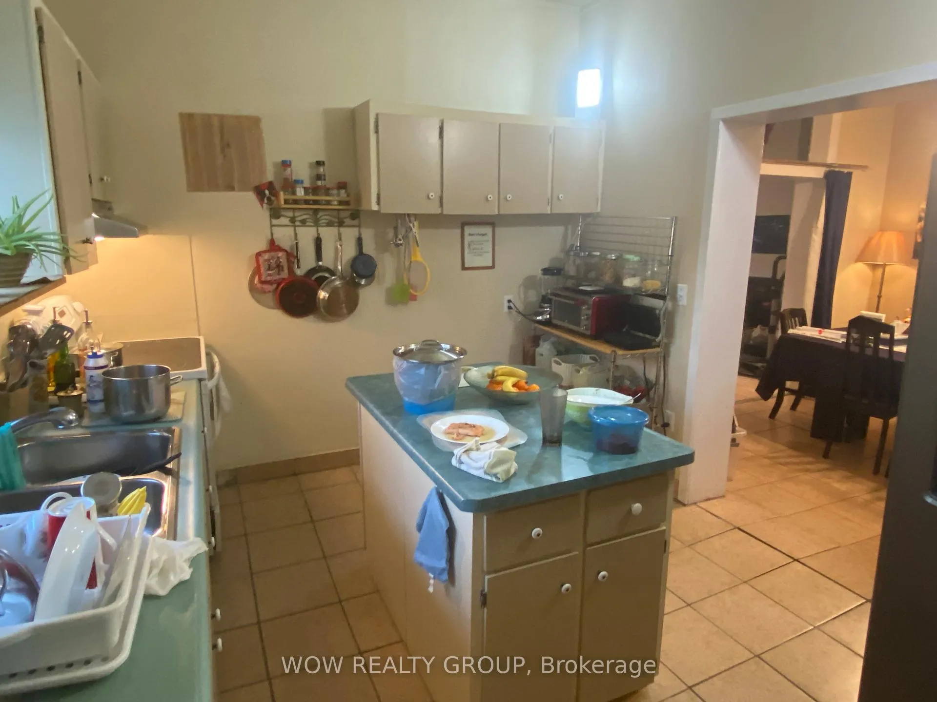 Photo 9 of 215 Broadway Avenue, Welland, Broadway — HOMEH