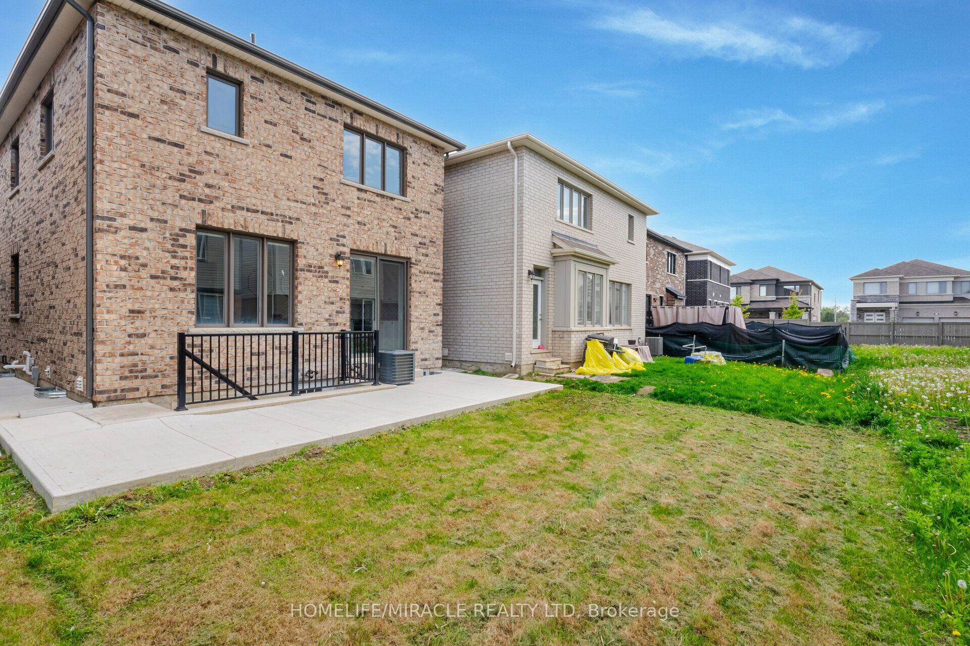 Photo 30 of 68 Circus Crescent, Brampton, Northwest Brampton — HOMEH