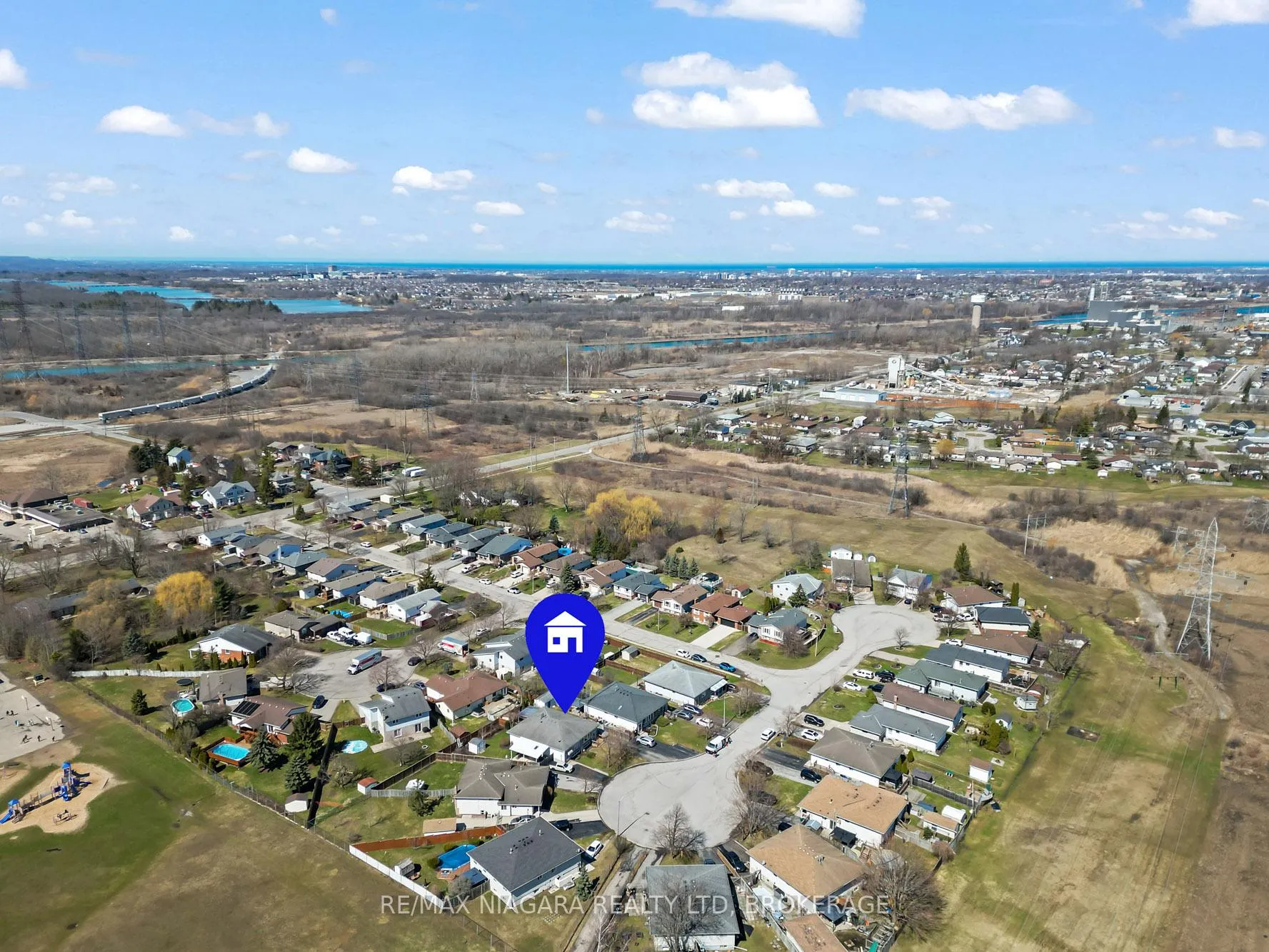 Photo 43 of 10 Swayze Court, Thorold, Allanburg/Thorold South — HOMEH