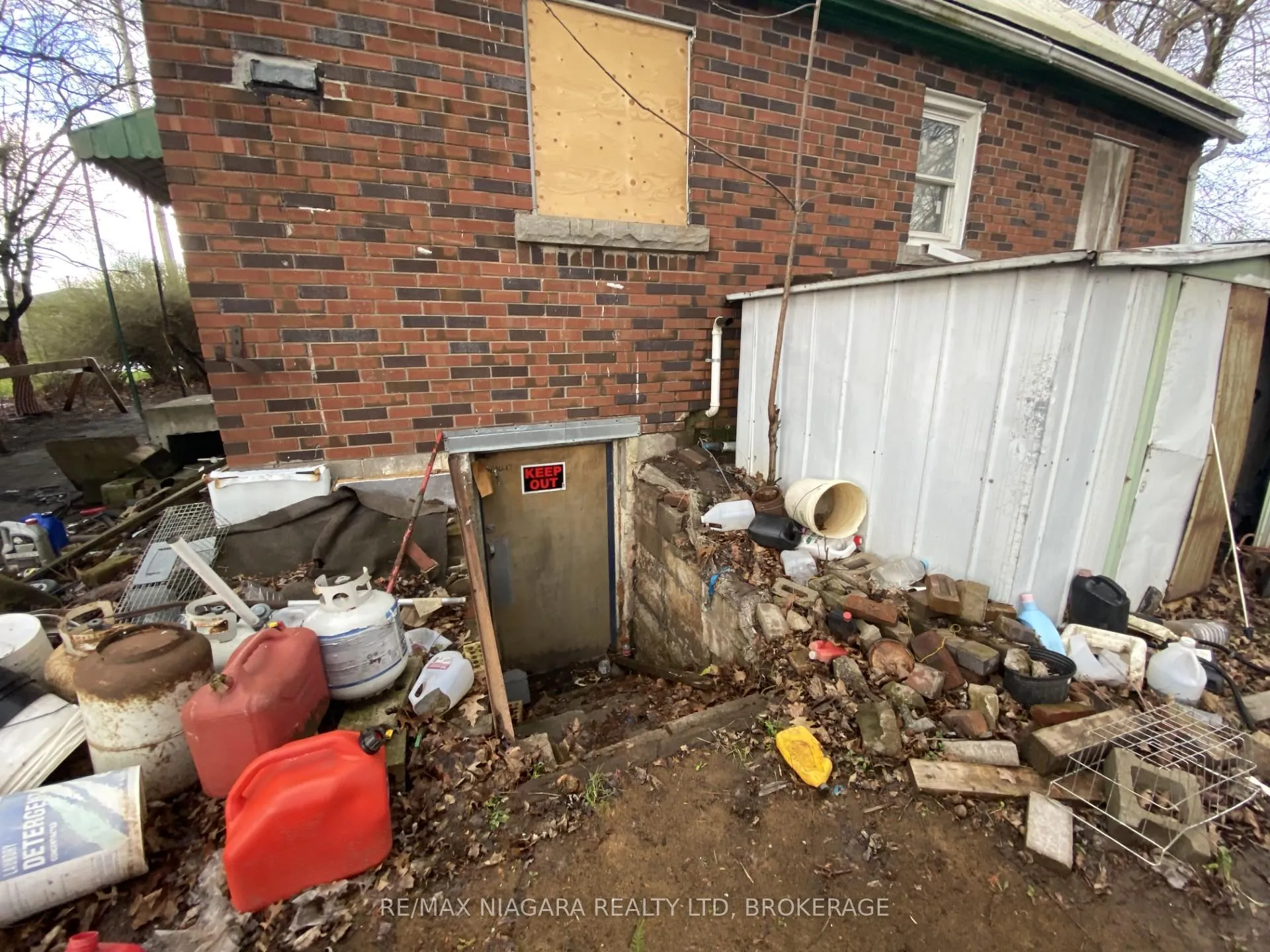 Photo 10 of 2936 Dorchester Road, Niagara Falls, Stamford — HOMEH