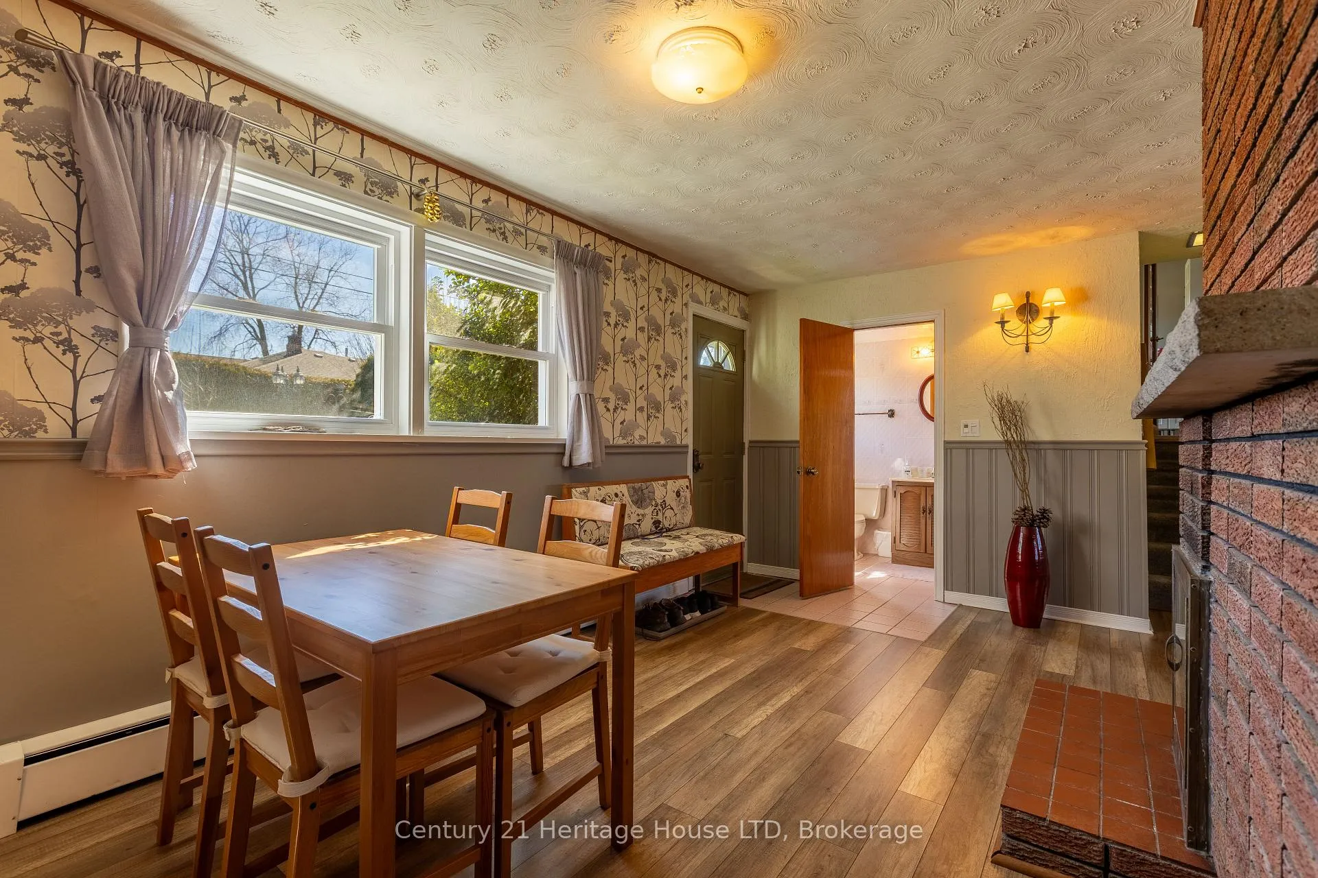 Photo 15 of 6 Champa Drive, St. Catharines, Vine/Linwell — HOMEH