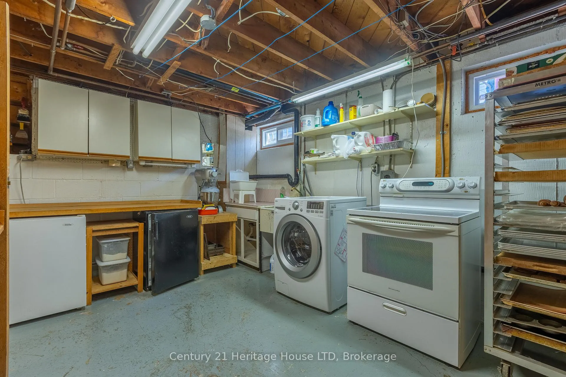 Photo 19 of 6 Champa Drive, St. Catharines, Vine/Linwell — HOMEH