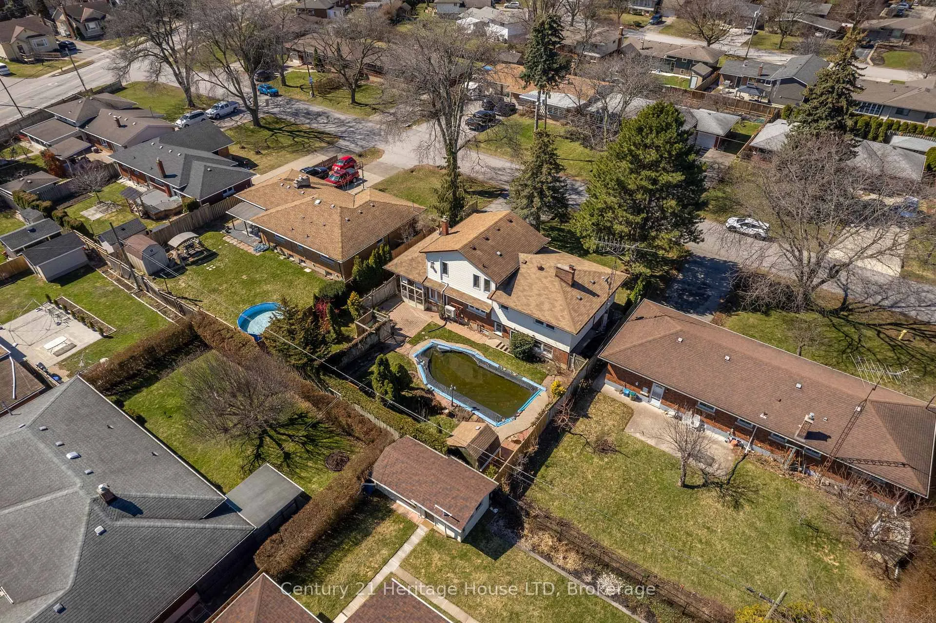 Photo 23 of 6 Champa Drive, St. Catharines, Vine/Linwell — HOMEH