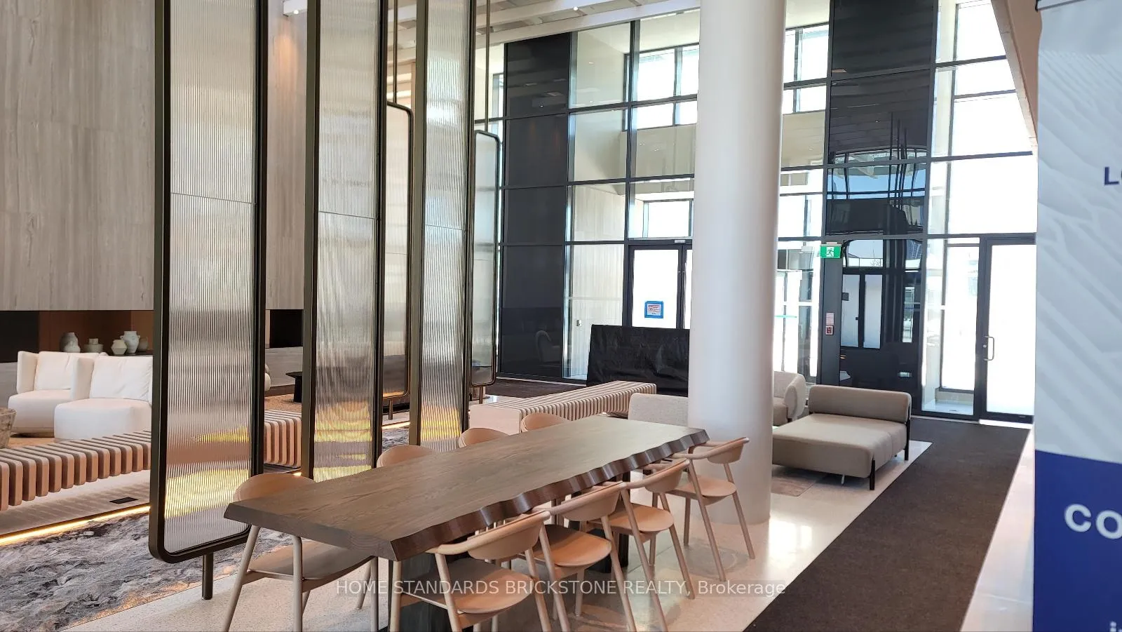 Photo 2 of Unit 3216, 195 Commerce Street, Vaughan, Vaughan Corporate Centre — HOMEH
