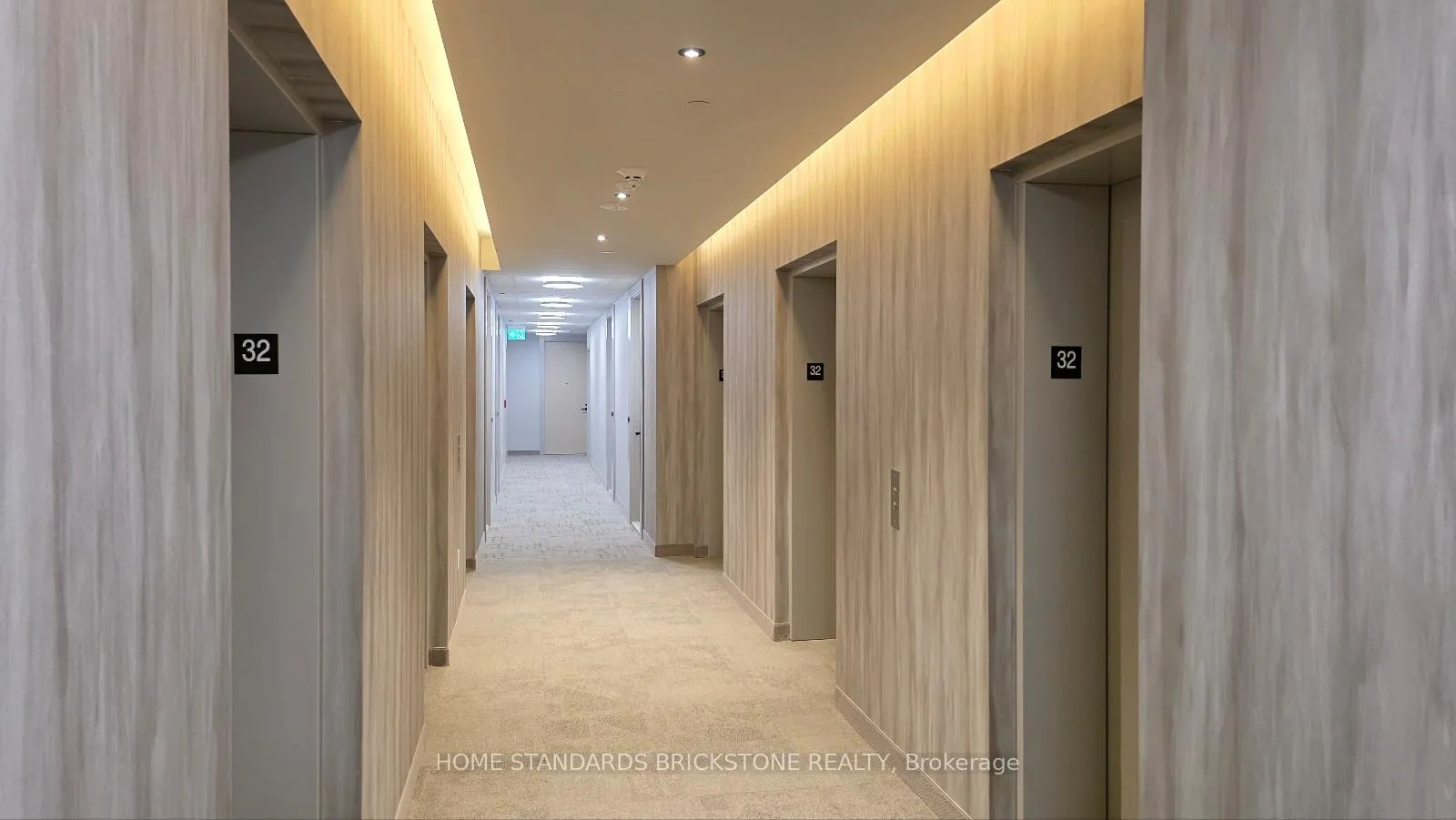 Photo 8 of Unit 3216, 195 Commerce Street, Vaughan, Vaughan Corporate Centre — HOMEH