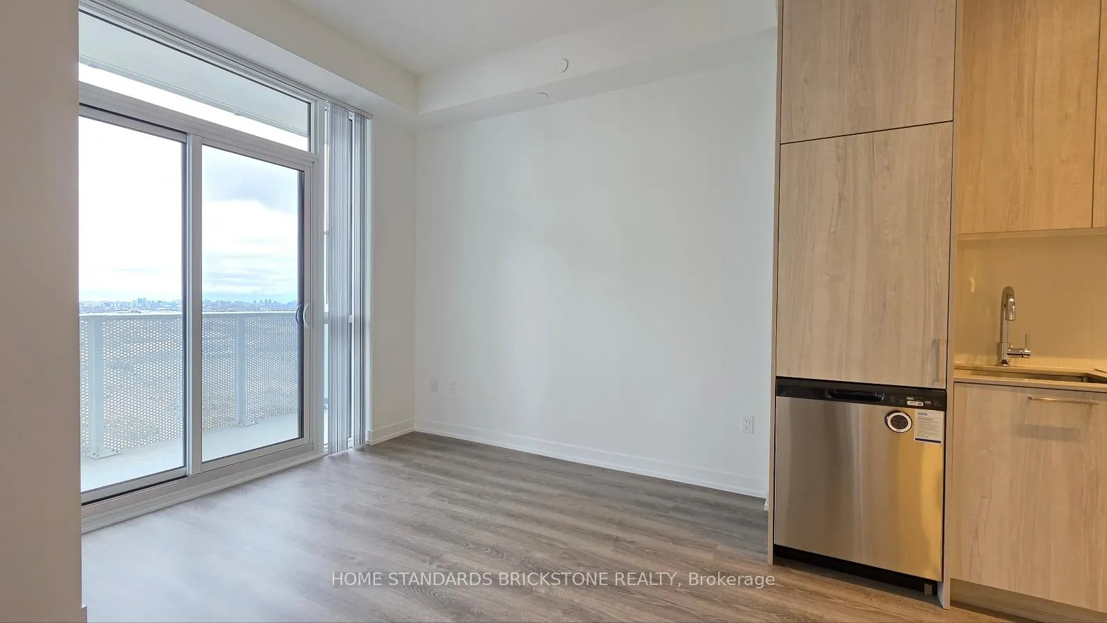 Photo 12 of Unit 3216, 195 Commerce Street, Vaughan, Vaughan Corporate Centre — HOMEH