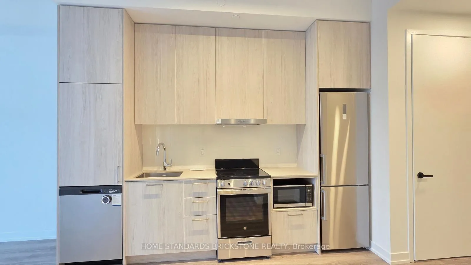 Photo 20 of Unit 3216, 195 Commerce Street, Vaughan, Vaughan Corporate Centre — HOMEH