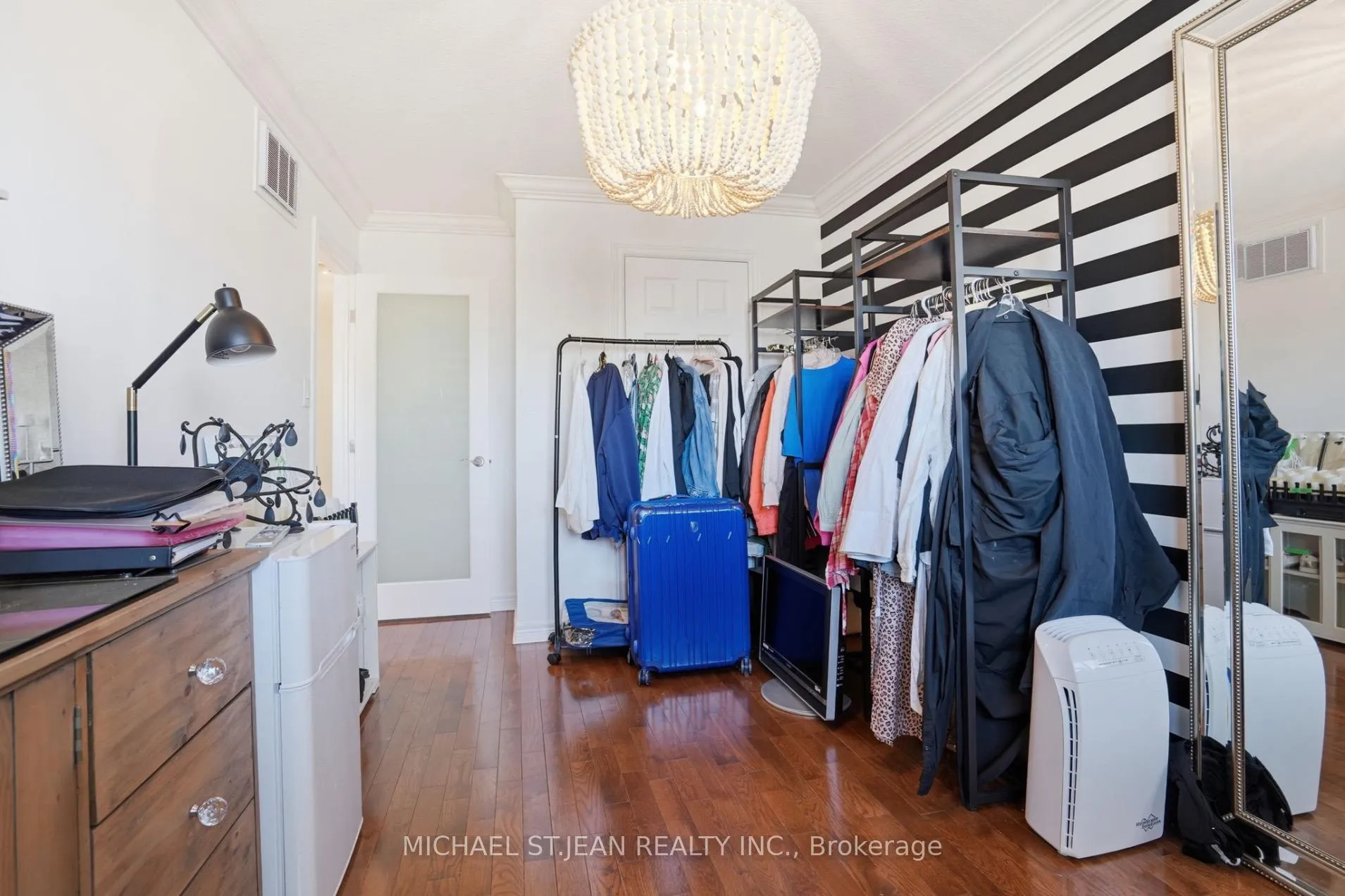 Photo 25 of 4020 Alexan Crescent, Burlington, Rose — HOMEH