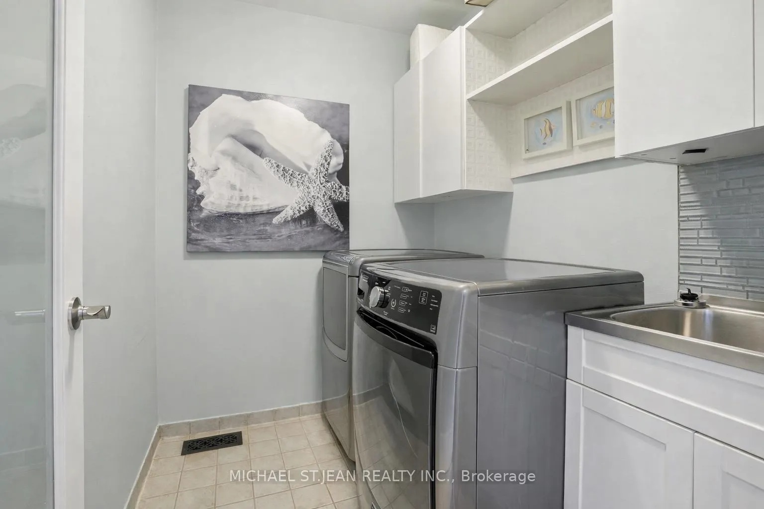 Photo 37 of 4020 Alexan Crescent, Burlington, Rose — HOMEH