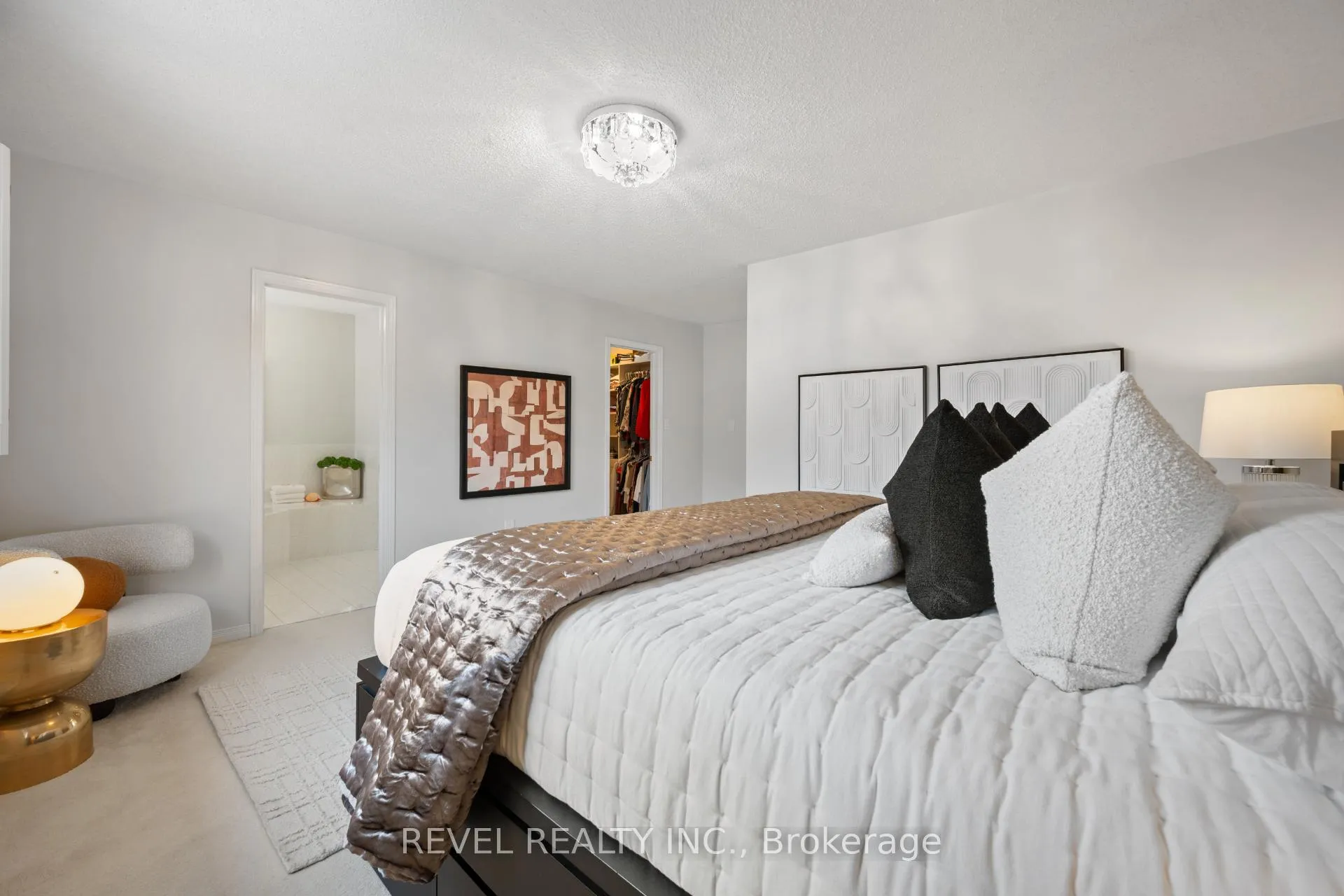 Photo 19 of 10 Dinsdale Drive, Vaughan, Vellore Village — HOMEH