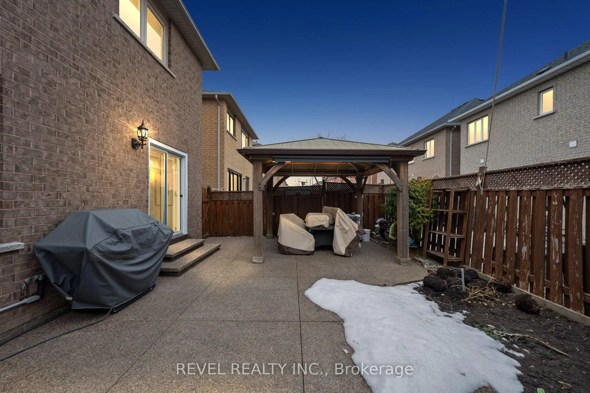 Photo 47 of 10 Dinsdale Drive, Vaughan, Vellore Village — HOMEH