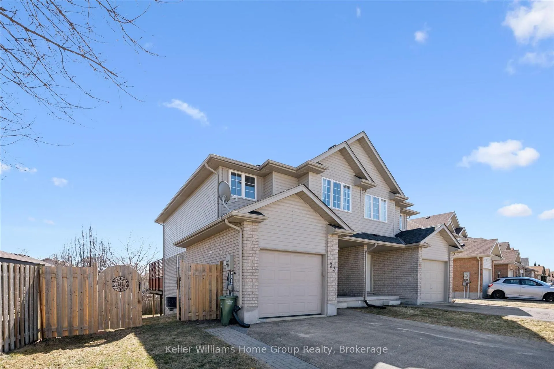 Photo 2 of 33 Sandcreek Lane, Guelph, Grange Road — HOMEH