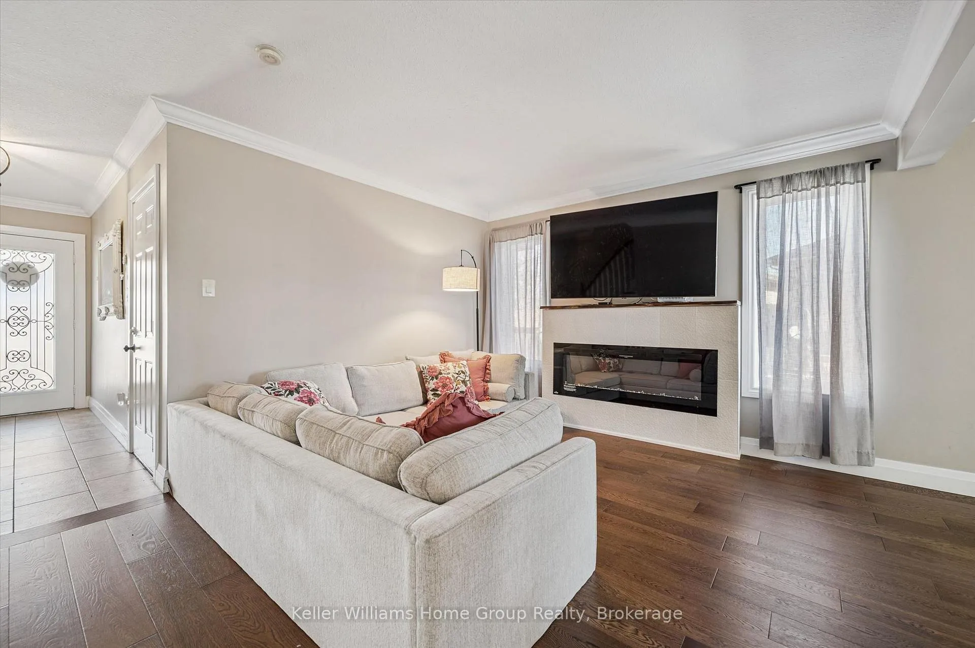 Photo 8 of 33 Sandcreek Lane, Guelph, Grange Road — HOMEH
