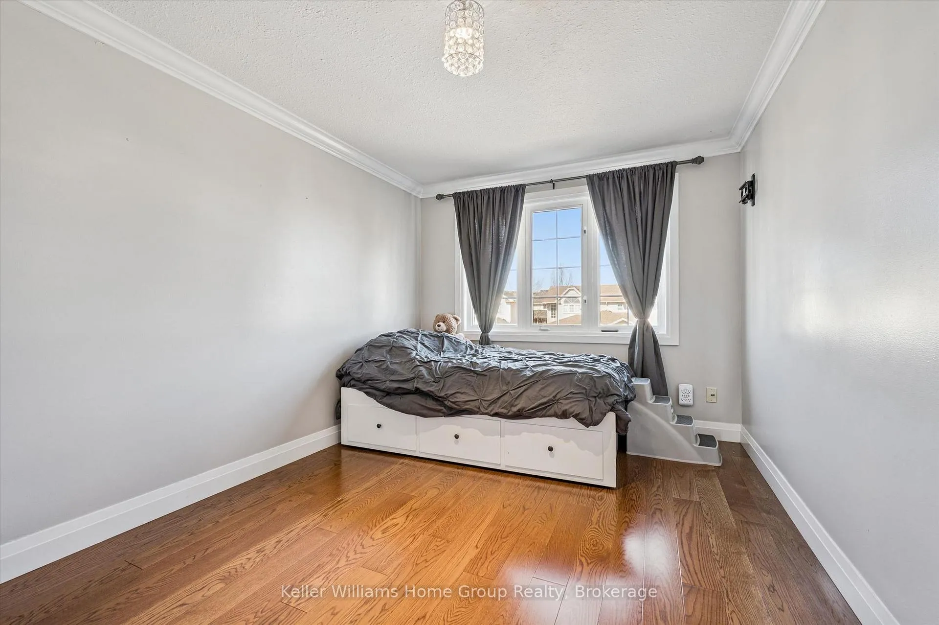 Photo 21 of 33 Sandcreek Lane, Guelph, Grange Road — HOMEH