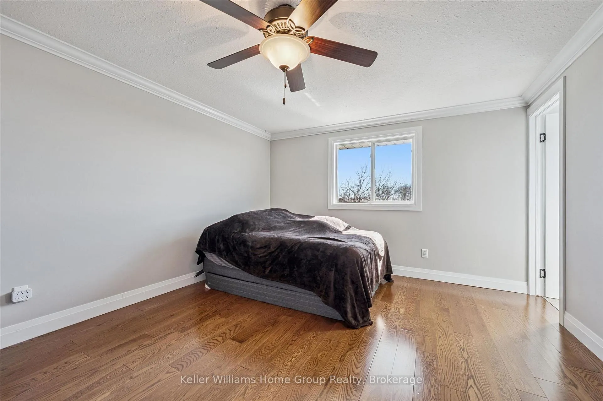 Photo 26 of 33 Sandcreek Lane, Guelph, Grange Road — HOMEH