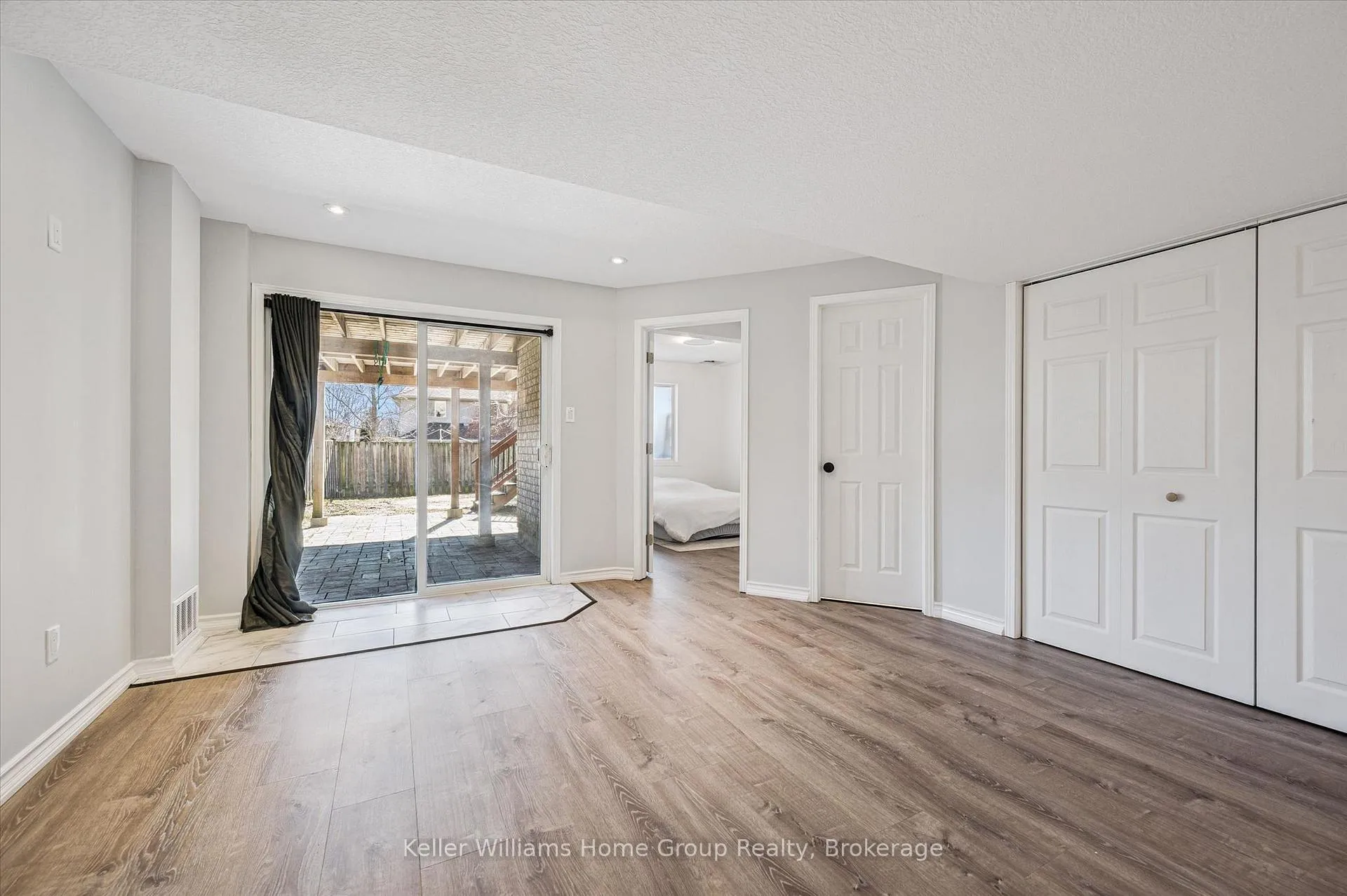 Photo 34 of 33 Sandcreek Lane, Guelph, Grange Road — HOMEH