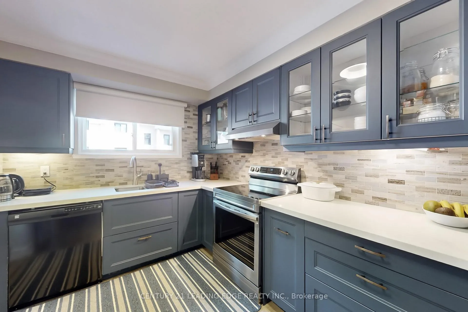 Photo 18 of 589 Francis Road E, Burlington, LaSalle — HOMEH