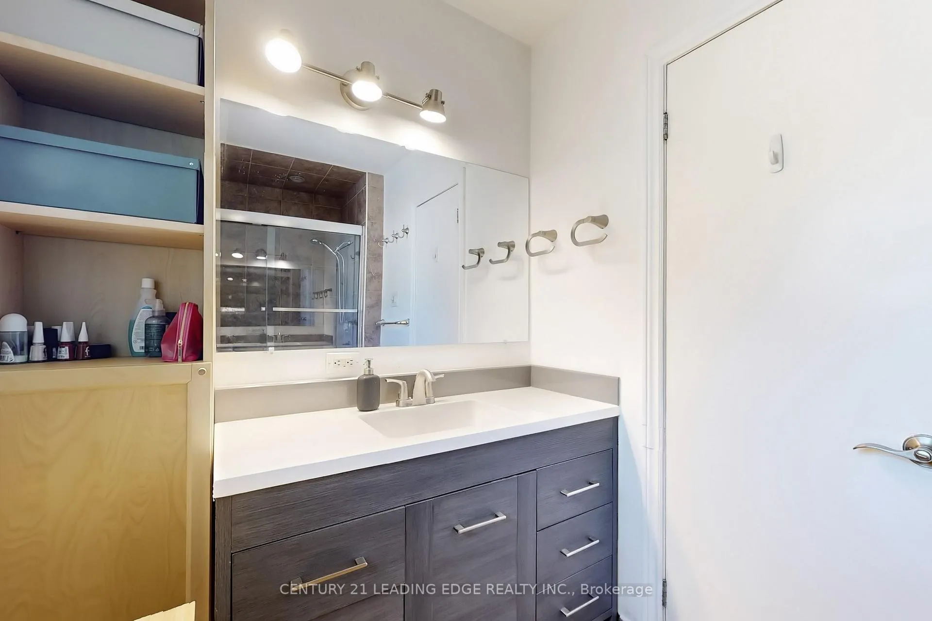 Photo 33 of 589 Francis Road E, Burlington, LaSalle — HOMEH