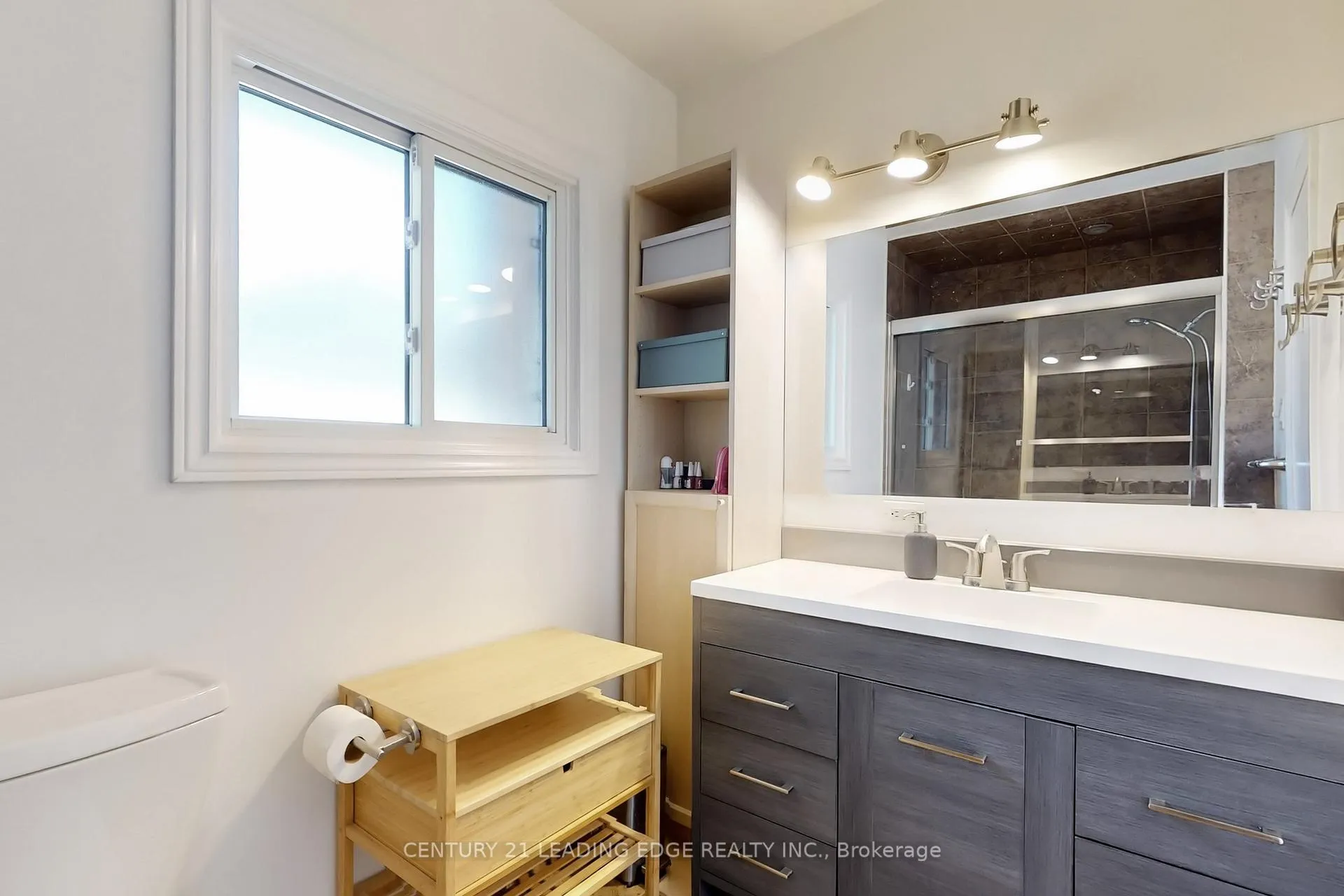 Photo 34 of 589 Francis Road E, Burlington, LaSalle — HOMEH
