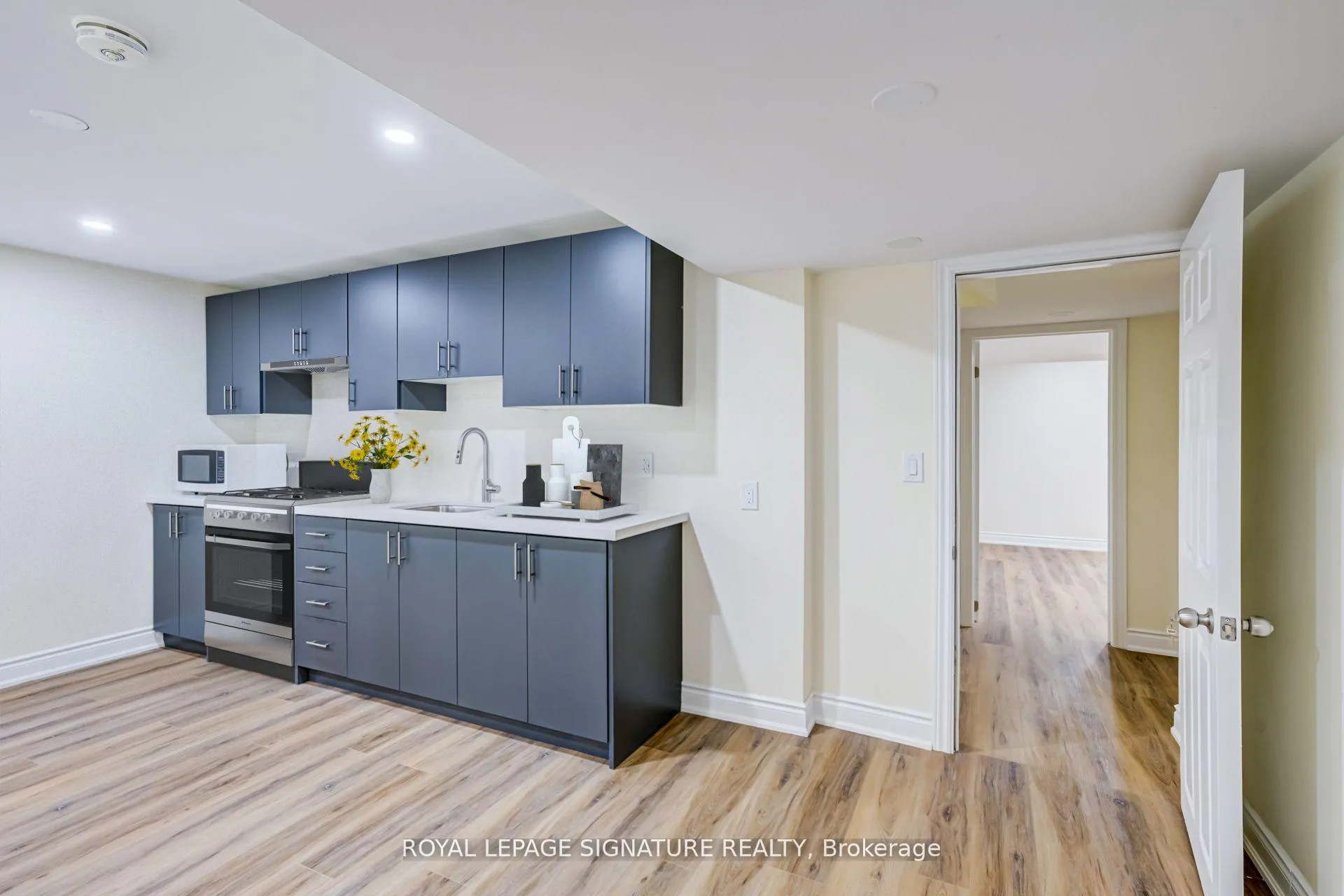 Photo 6 of Unit Lower, 854 Yates Drive, Milton, Coates — HOMEH