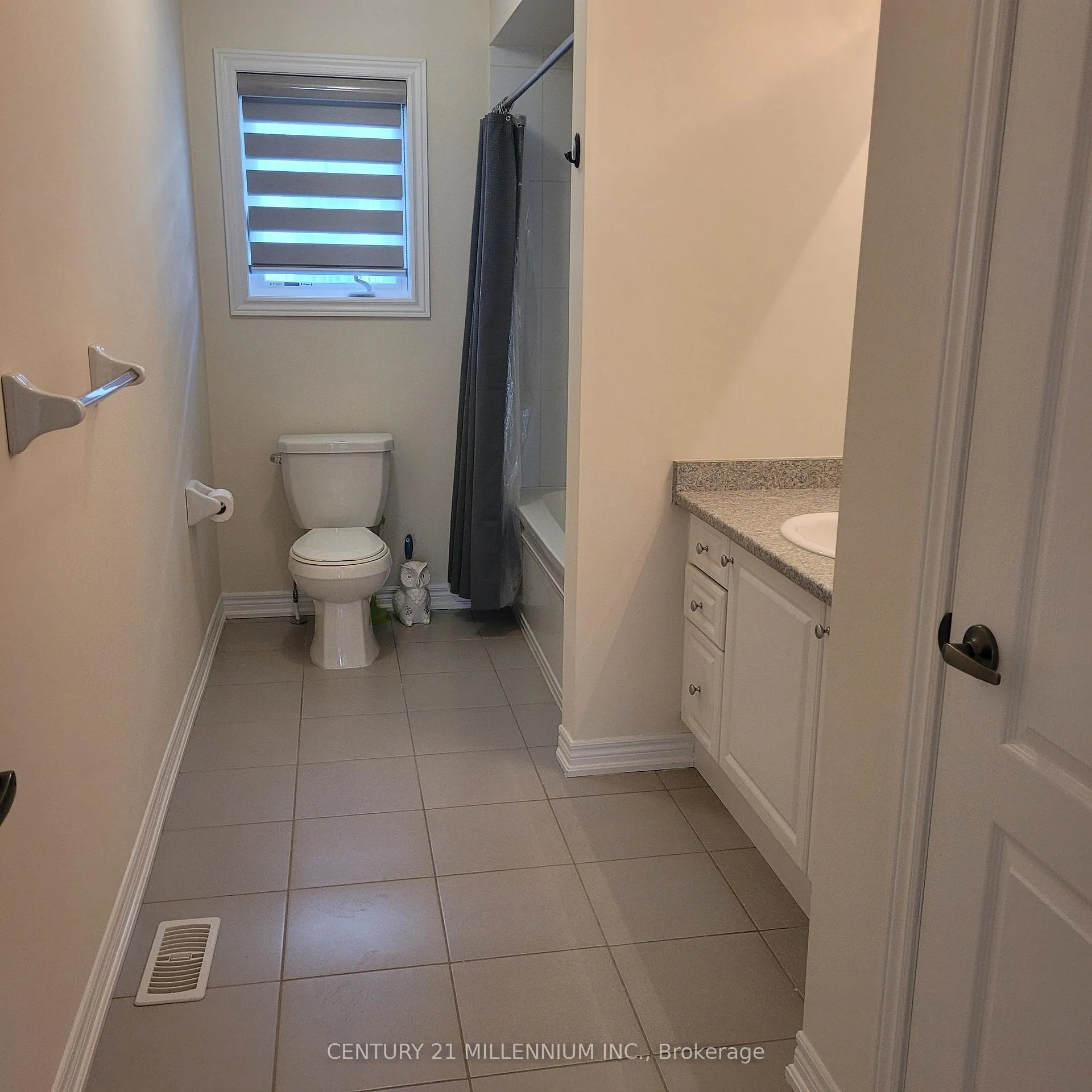 Photo 6 of Unit 51, 11 Jazzberry Road, Brampton, Sandringham-Wellington — HOMEH