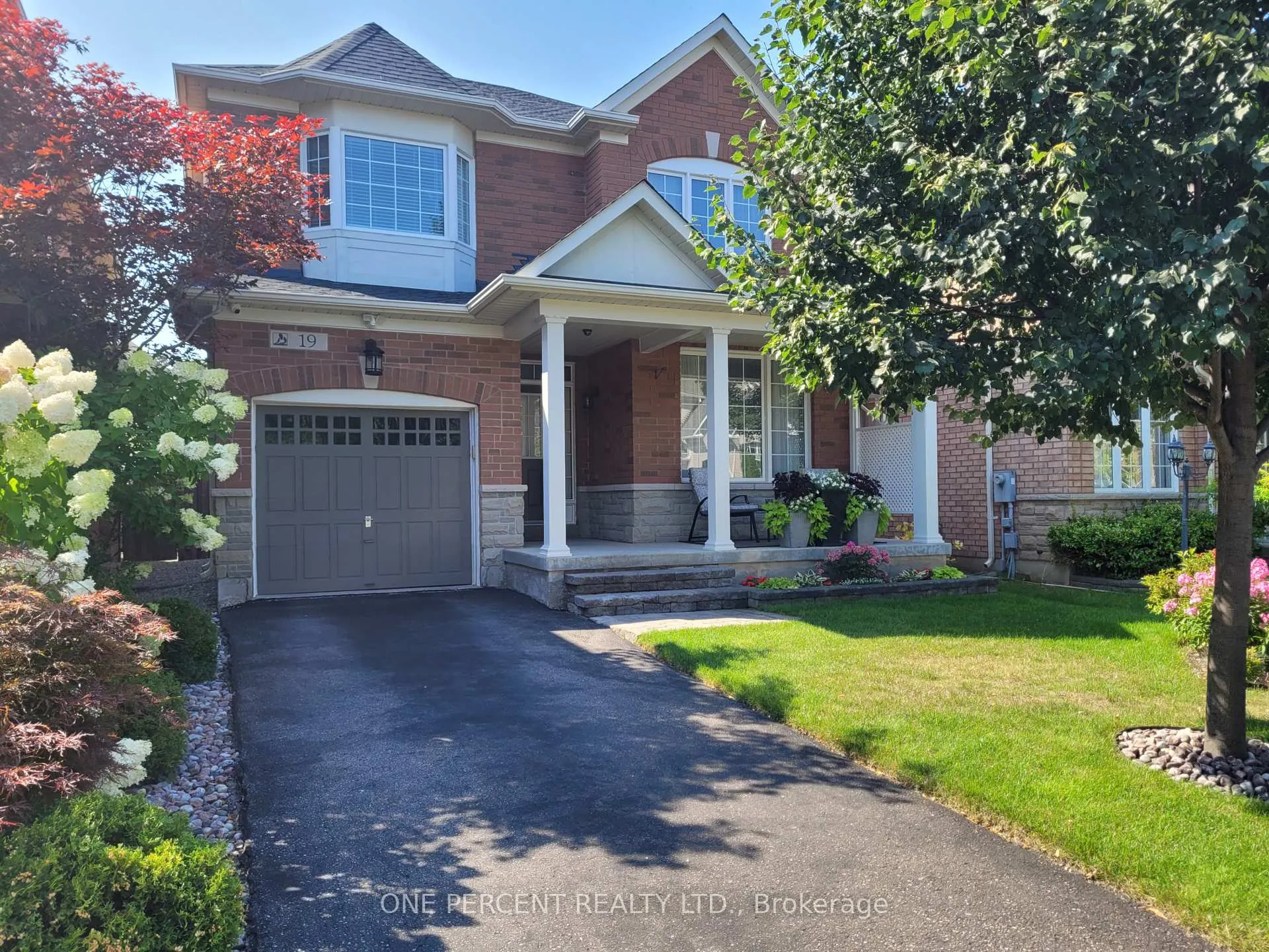Photo 1 of 19 Lundy Drive, Markham, Box Grove — HOMEH