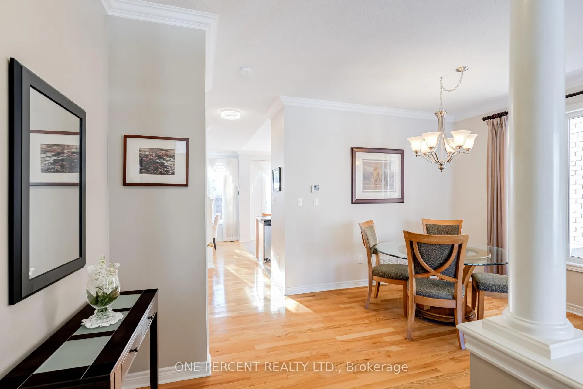 Photo 6 of 19 Lundy Drive, Markham, Box Grove — HOMEH