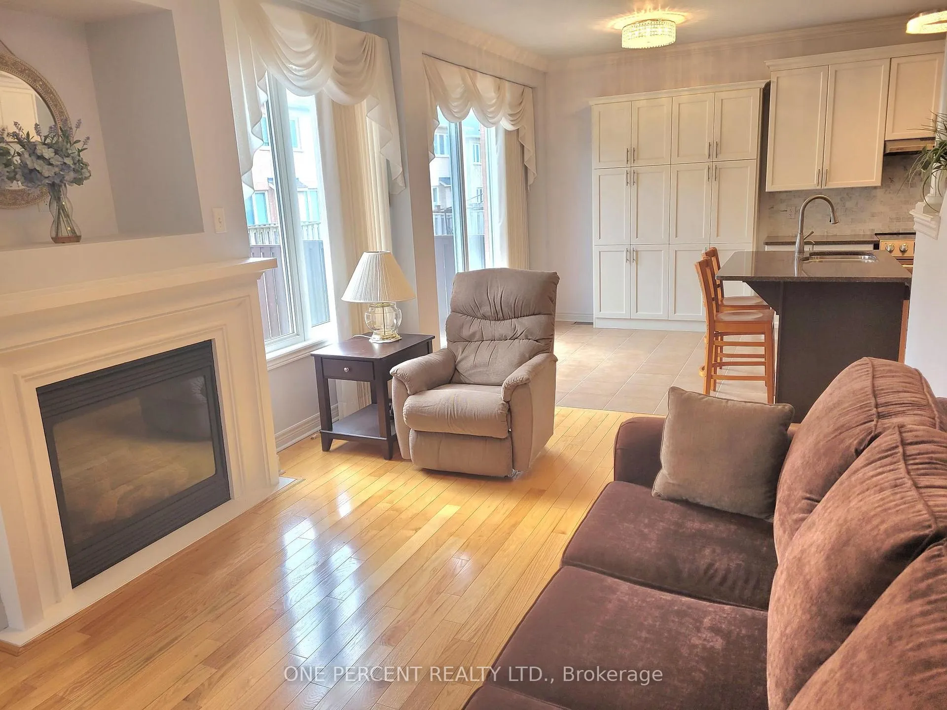 Photo 16 of 19 Lundy Drive, Markham, Box Grove — HOMEH