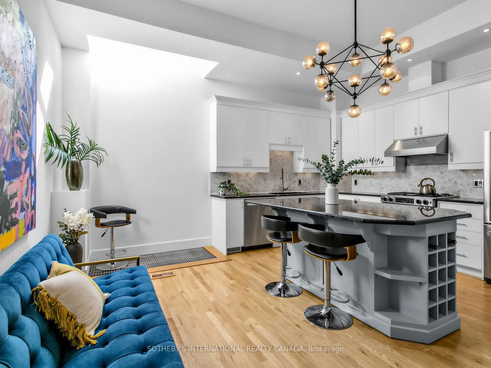 Photo 6 of Unit 6, 62 Claremont Street, Toronto, Trinity-Bellwoods — HOMEH