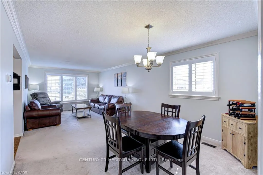 Photo 13 of 2325 Montgomery Drive, Burlington, Brant Hills — HOMEH