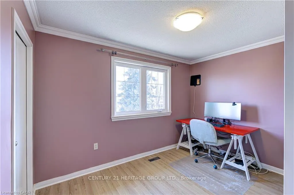 Photo 29 of 2325 Montgomery Drive, Burlington, Brant Hills — HOMEH