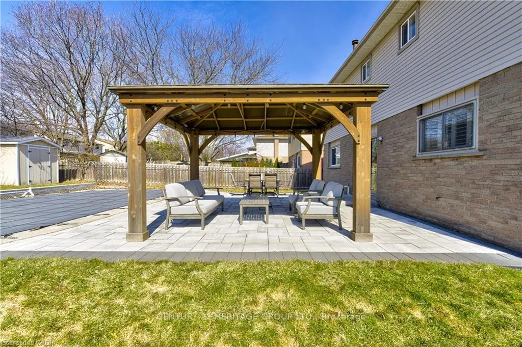 Photo 35 of 2325 Montgomery Drive, Burlington, Brant Hills — HOMEH