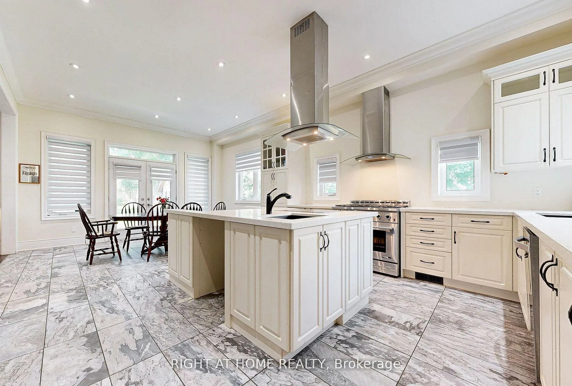 Photo 6 of 250 Church Street, Markham, Markham Village — HOMEH