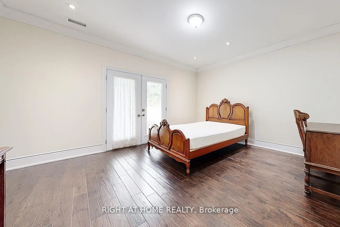 Photo 13 of 250 Church Street, Markham, Markham Village — HOMEH