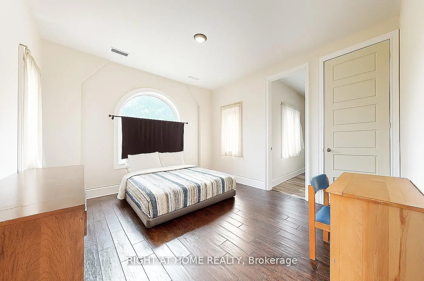 Photo 20 of 250 Church Street, Markham, Markham Village — HOMEH