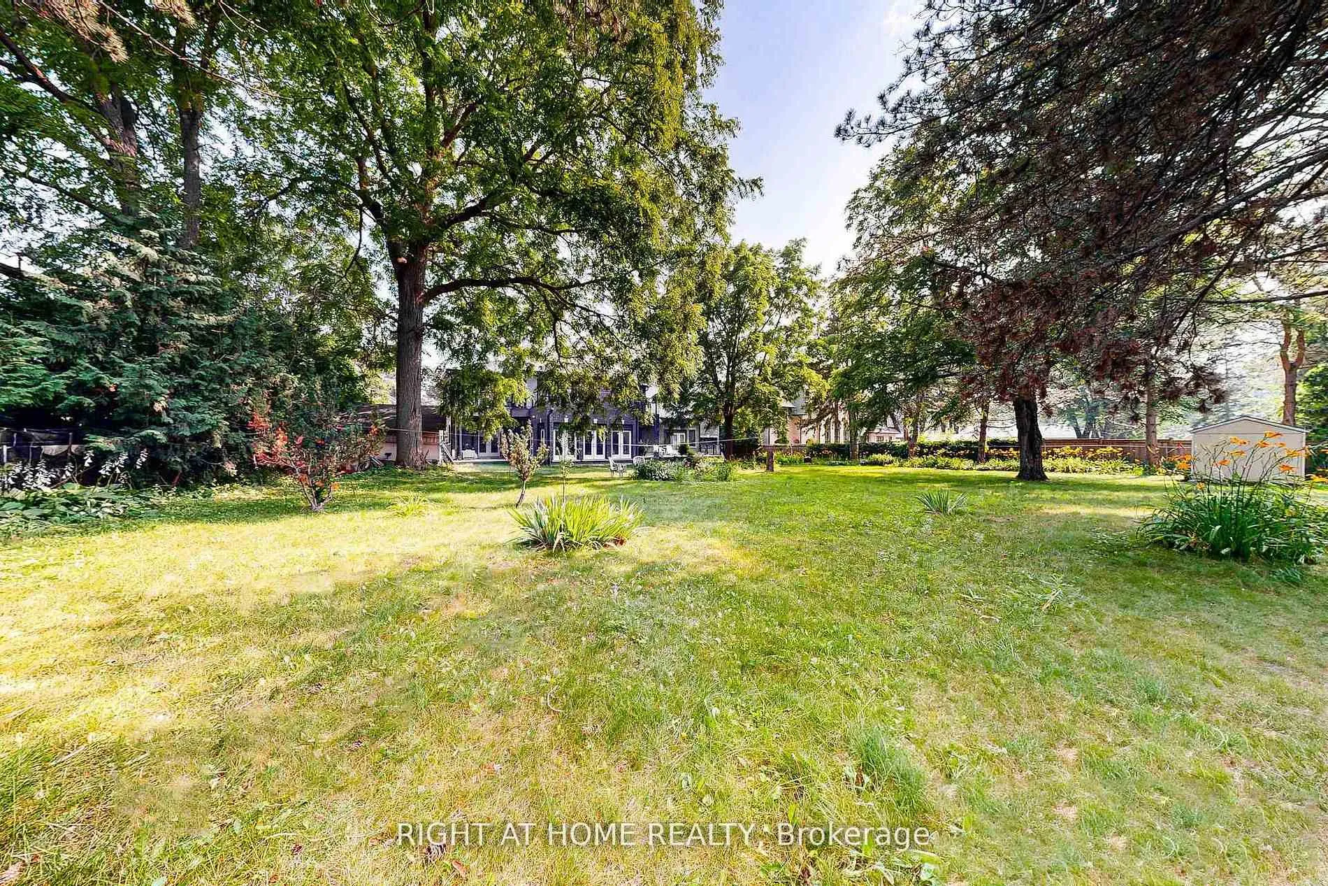 Photo 27 of 250 Church Street, Markham, Markham Village — HOMEH