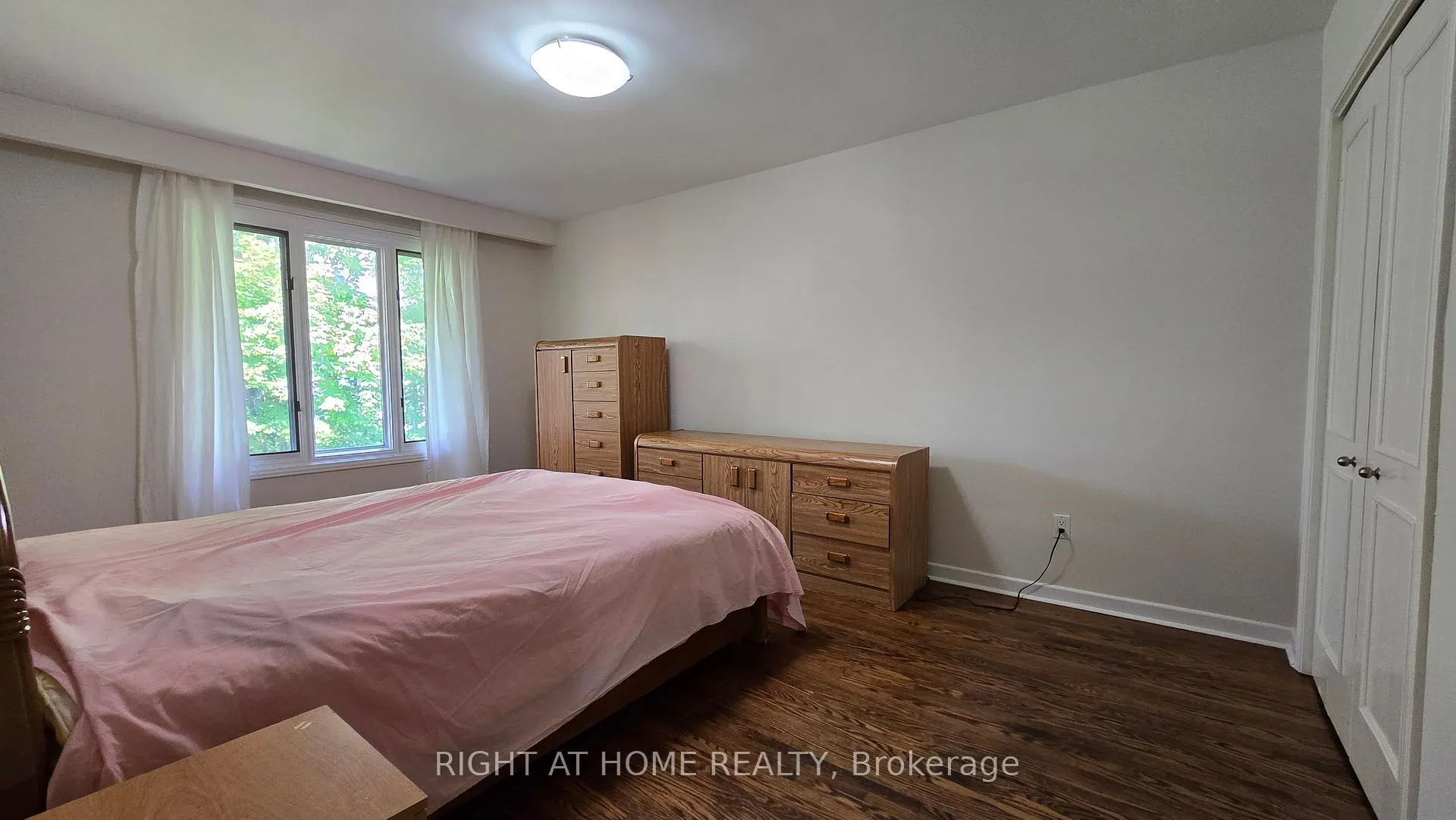 Photo 27 of 236 York Mills Road, North York, St. Andrew-Windfields — HOMEH