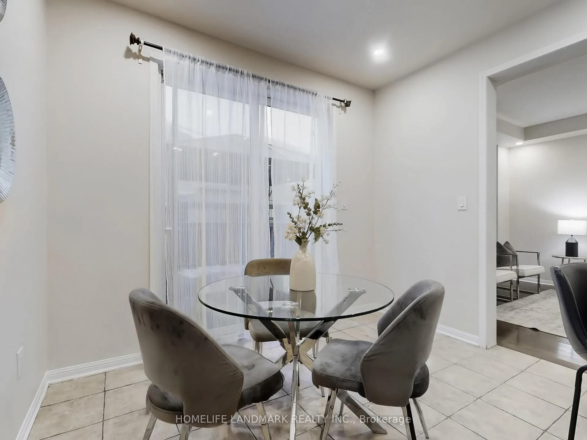 Photo 2 of 1846 Misthollow Drive, Pickering, Duffin Heights — HOMEH