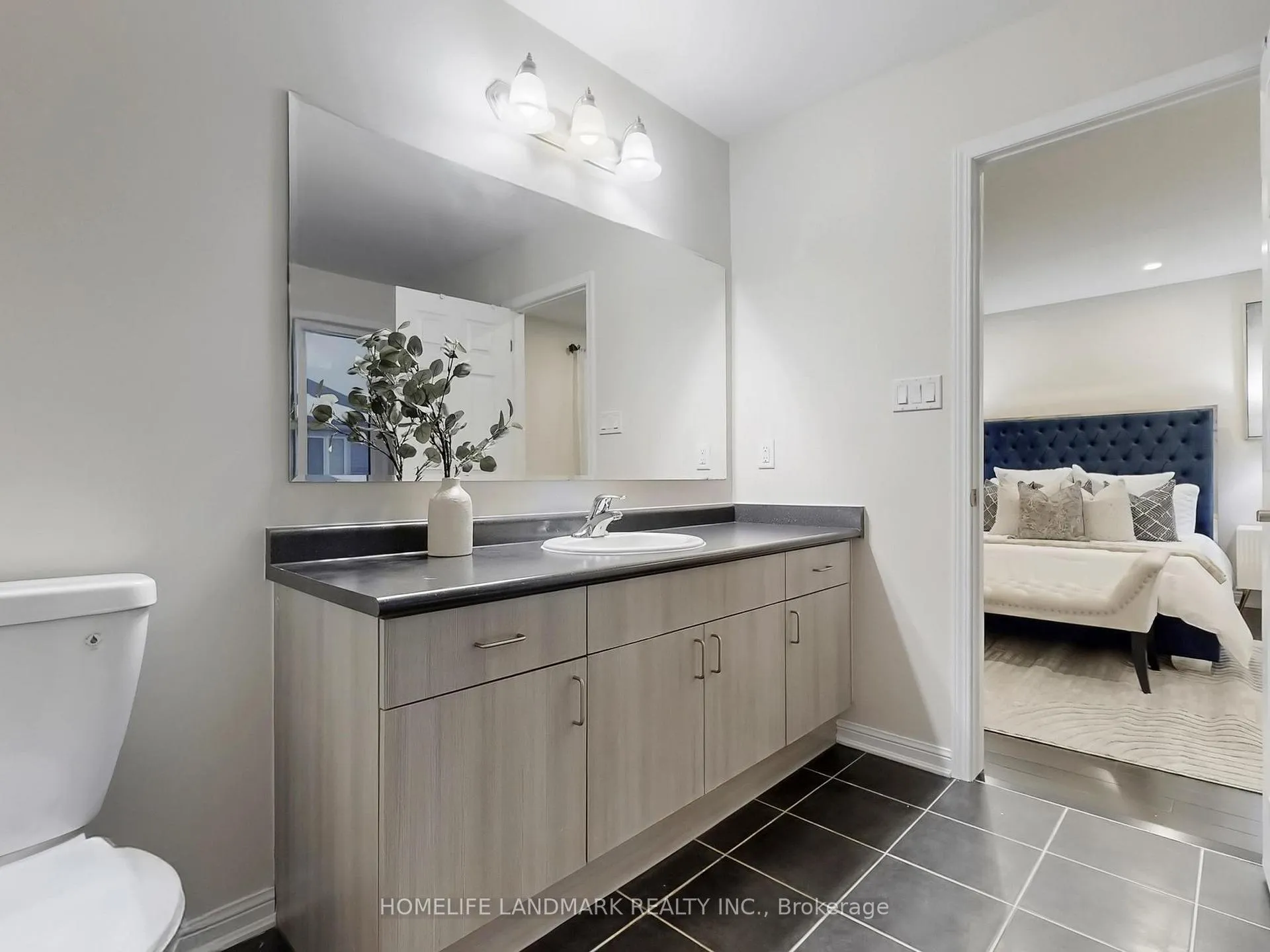 Photo 7 of 1846 Misthollow Drive, Pickering, Duffin Heights — HOMEH