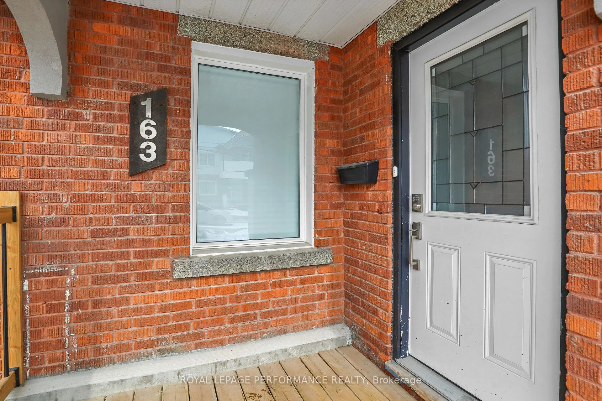 Photo 3 of 163 Laval Street, Ottawa, Vanier — HOMEH