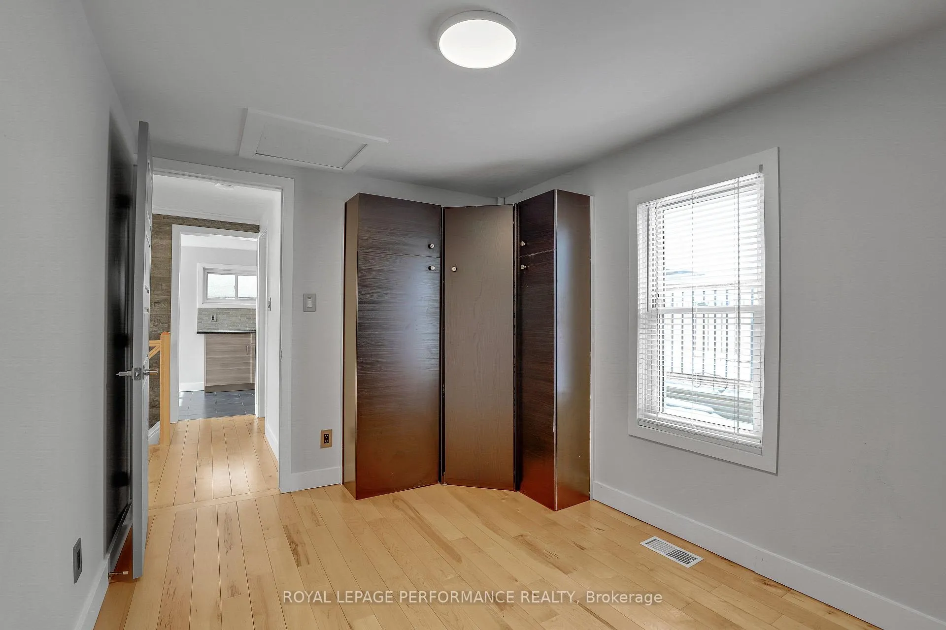 Photo 11 of 163 Laval Street, Ottawa, Vanier — HOMEH